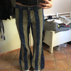 Bootcuts - Jeans och Manchesterbyxor! Baggy på mig som har S❣️
