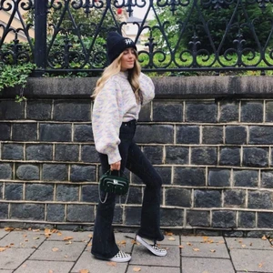 Multicolour stickad tröja från asos - Nyskick. Använd 1 gång. Jätte fin. 