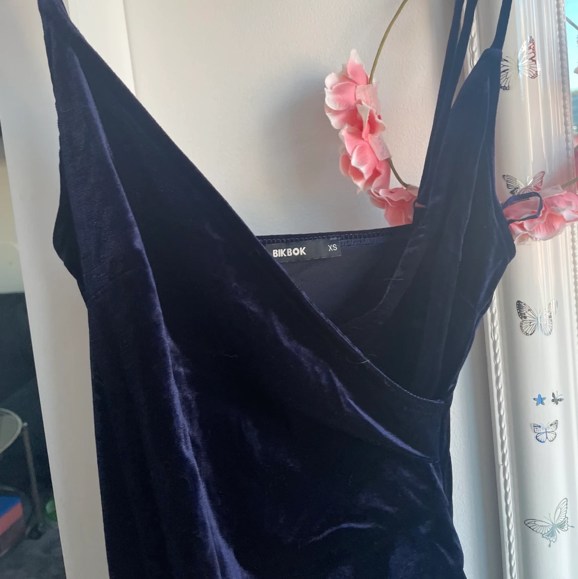 mörkblå klänning - 90