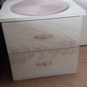 2 sova bord i bra skick 260kr för både  - Finns I hagaby lidaleden Norrköping 