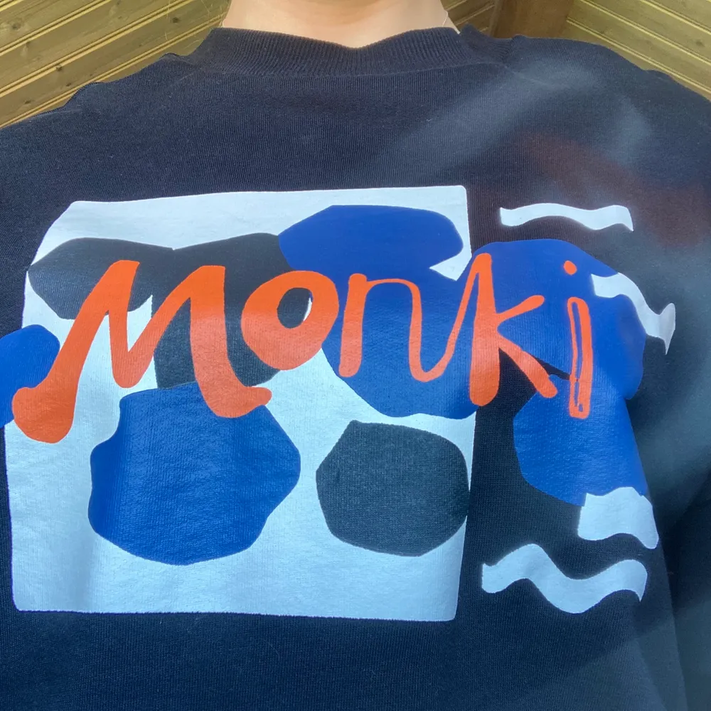 Intressekoll på sweatshirt från Monki i strl S!💗 Frakt på 49kr tillkommer!. Hoodies.
