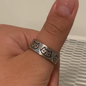 ring med katter - FRAKTEN KOSTAR 10KR 🫶