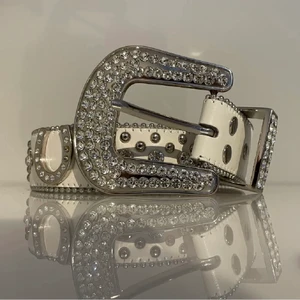 Tuttolente bälte - Nypris 600kr  Helt slutsålda Size w30