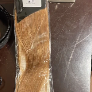 Löshår tejphår - Fint oöppnat löshår från 1001 extensions. -56cm -20st bitar -oöppnat