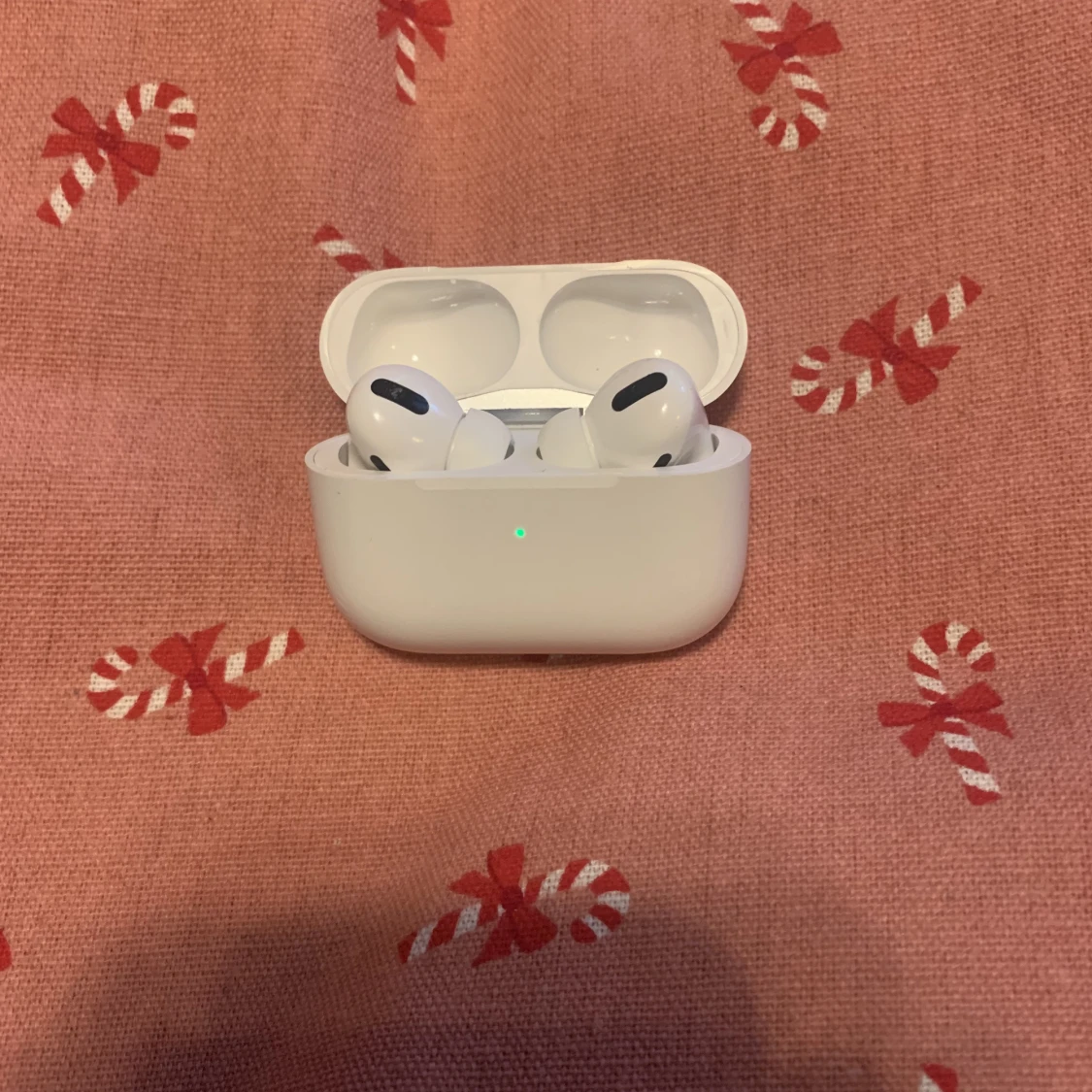 Helt nya trådlösa touch hörlurar - 91