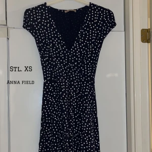 Klänning - En klänning 