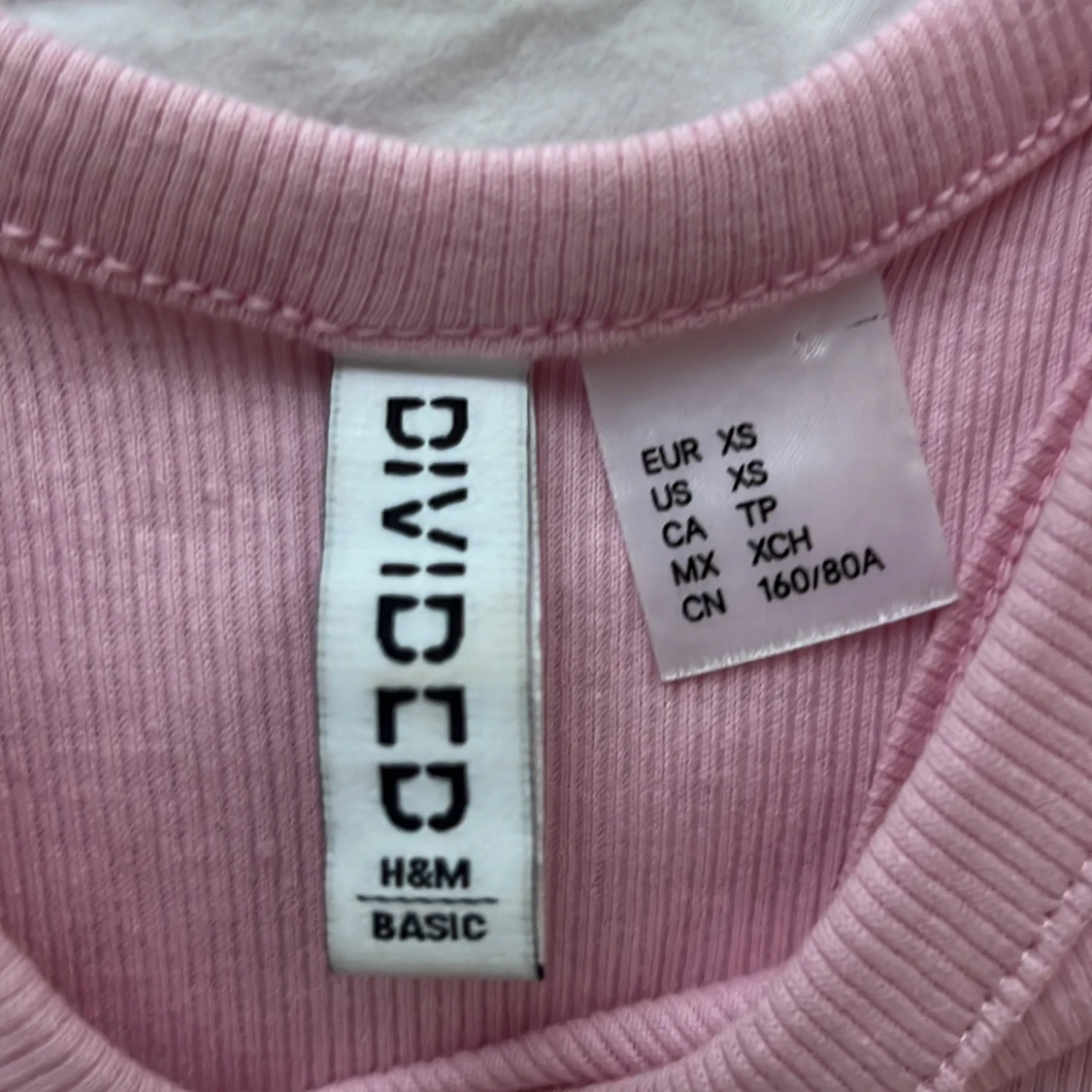 Ett linne från HM i storlek xs - 90