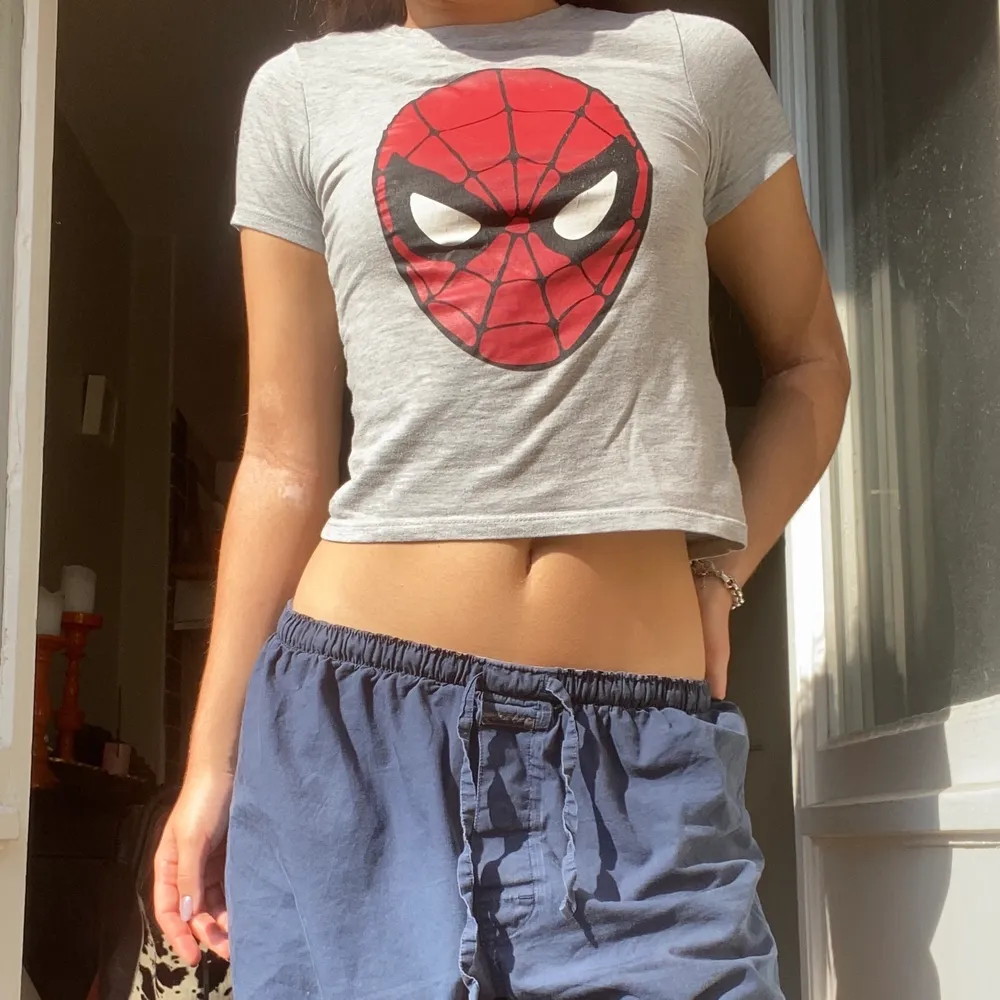 Jättesöt spiderman T-shirt. Köpt secondhand . Toppar.