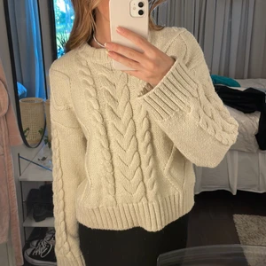 Stickad tröja  - Stickad tröja från hm 💖