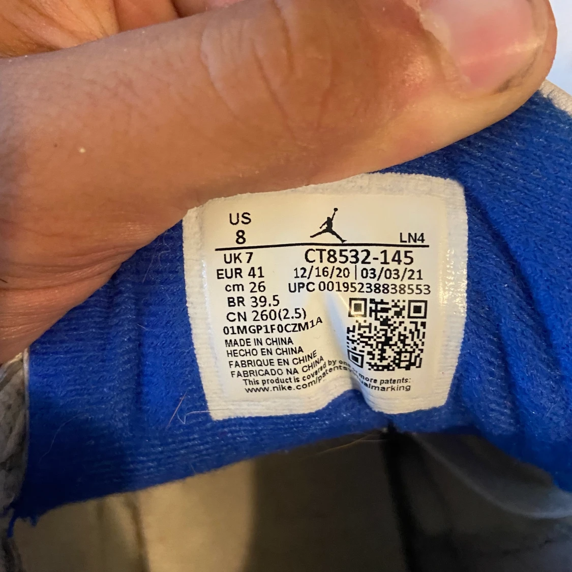 Jordan 3 strl 41 - 90