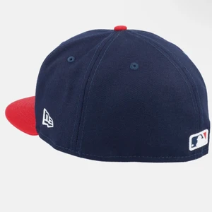 New era keps - New era keps som jag säljer då den inte kommer till användning, klistermärke och allt är kvar i bra skick. 150kr + frakt TRYCK INTE PÅ KÖP DIREKT