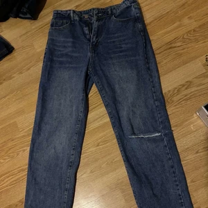 Raka jeans - Raka jeans från SHEIN, använda nån gång 