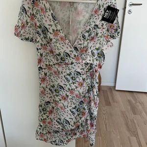 Klänning - Storlek 36