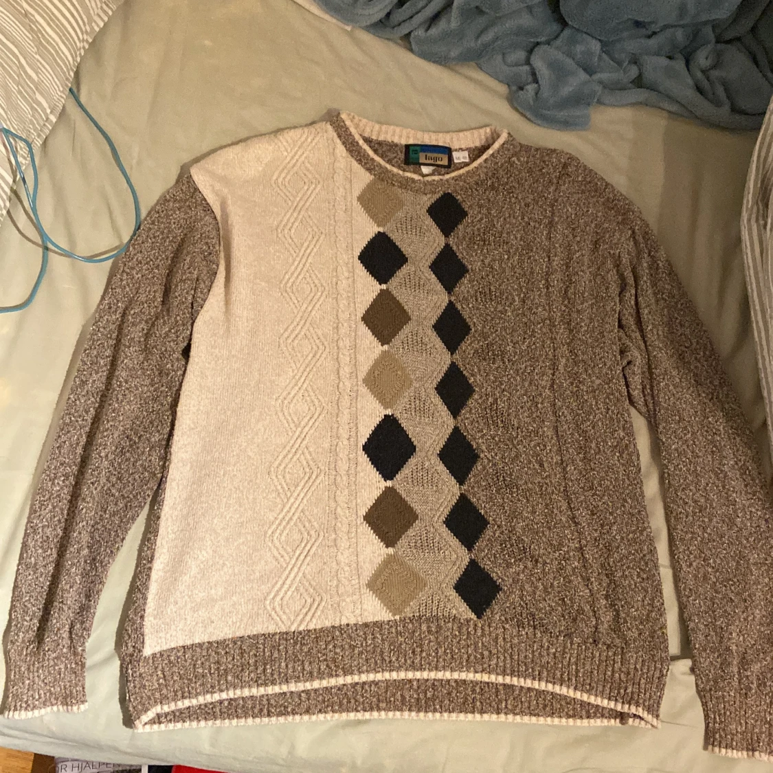 brun rutig stickad tröja  - 90