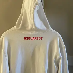 Original, size L but more like S/M  Receipt digital. Very nice hoodie but became too small for myself. Bought for 3900kr. Its used so which you can see but no holes etc. 