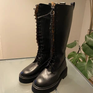 Höga boots  - Boots oanvända 