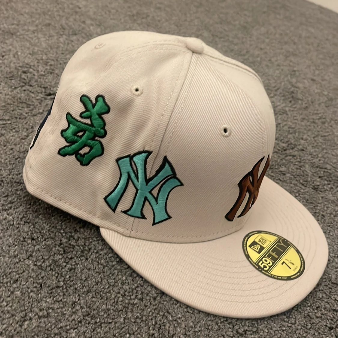 Supreme/New Yorker keps