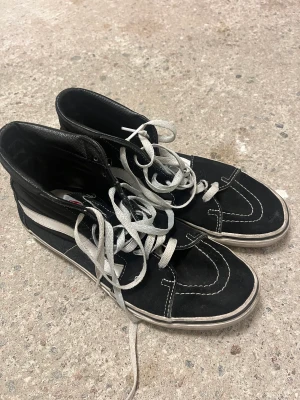 Vans sneakers - Sjysta vans i mycket bra skick