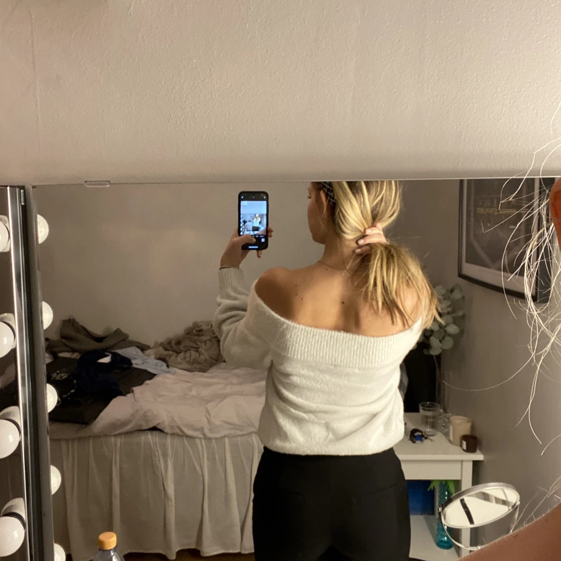 Vit stickad tröja  - 91