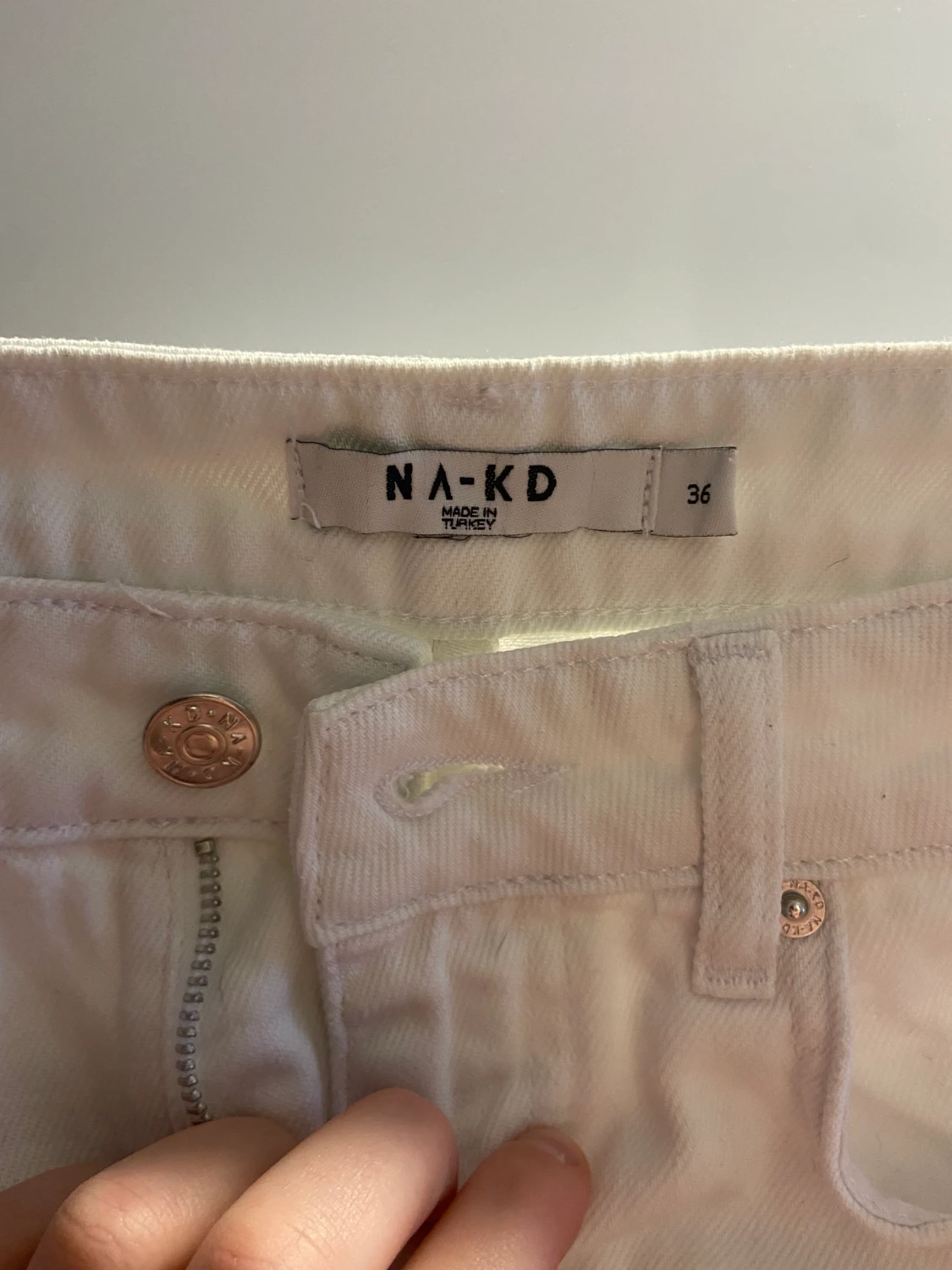 NAKD vita jeans storlek 36 - 90