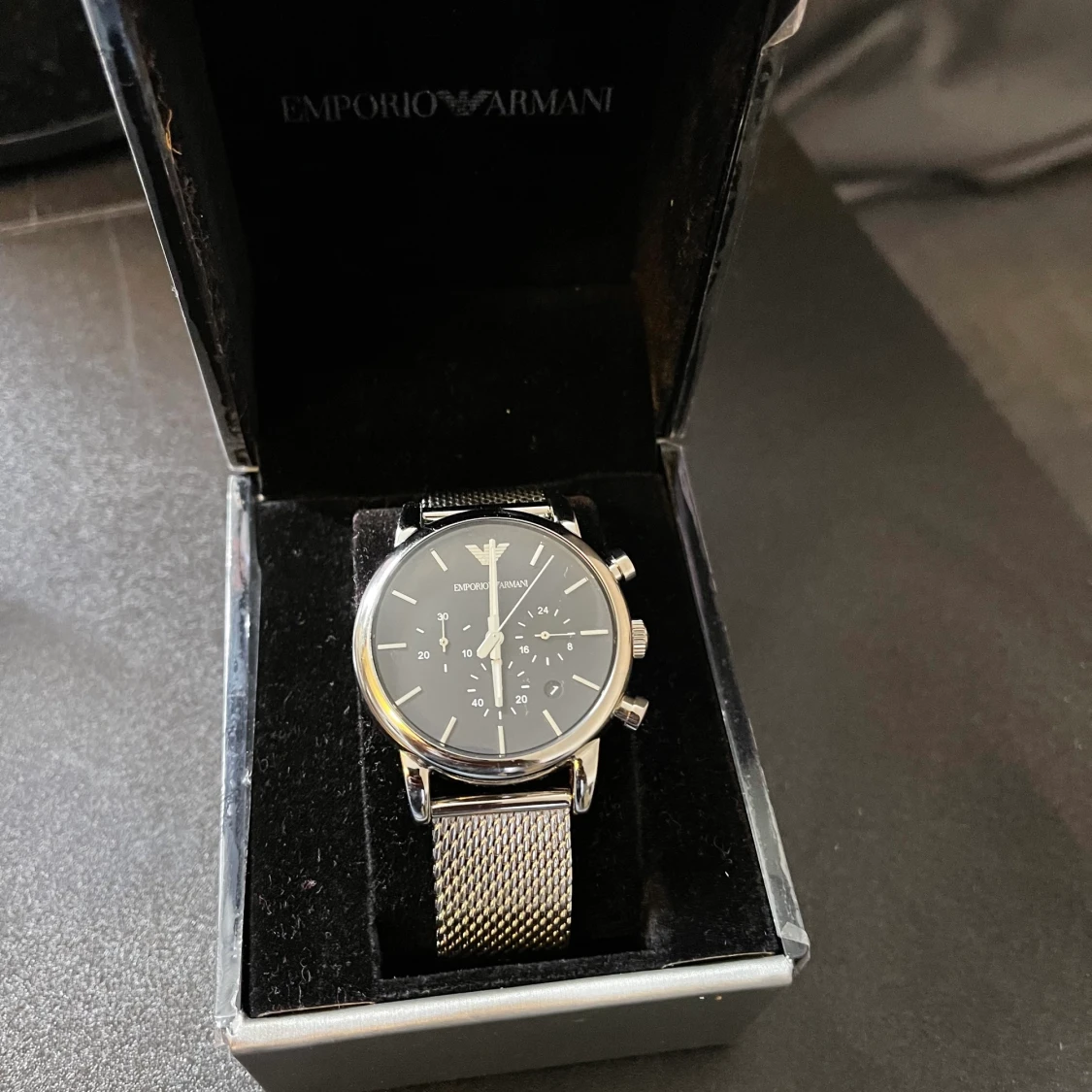 Klocka Armani, Oanvänd - 90