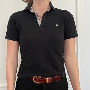 burberry tröja - storlek: passar XS och S. möts upp i stockholm eller fraktar :)