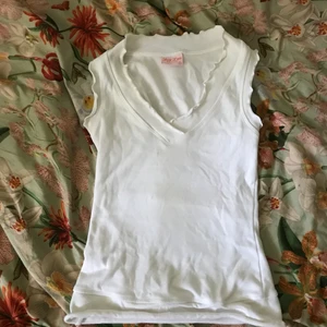  gullig topp - Jätte söt topp i storlek S!