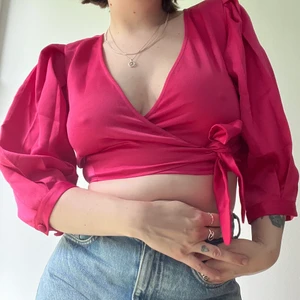 Rosa topp - Helt oanvänd, prislappen hänger kvar 💖 Storlek 32 