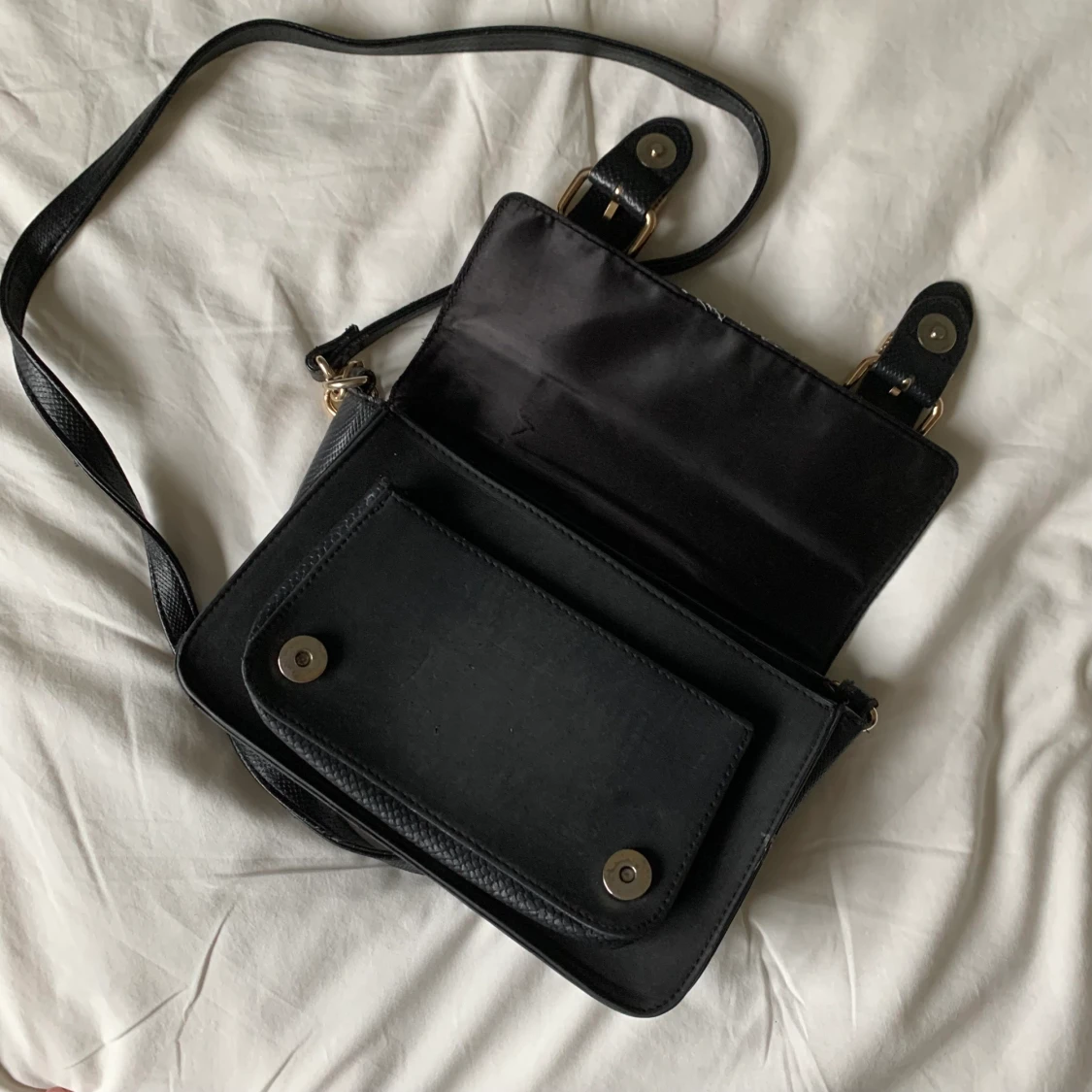 Cross-shoulder-bag från River Island - 91