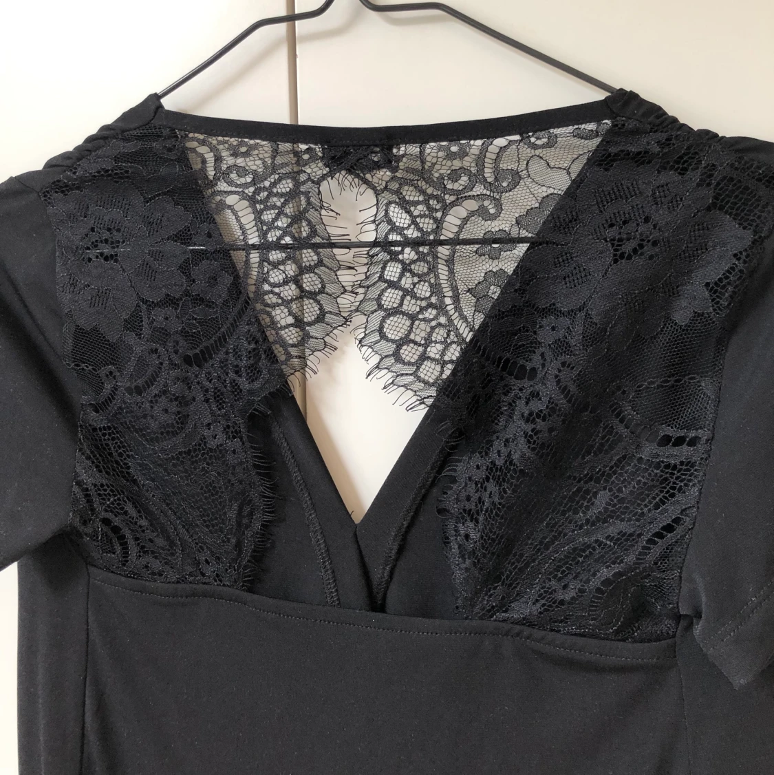 Svart spetsbody - 91