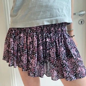 Kjol - Super fin sommar kjol💛💛 66kr frakt! 📦