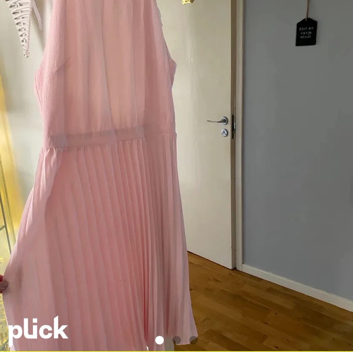 Fin klänning perfekt till sommaren🌺🐝