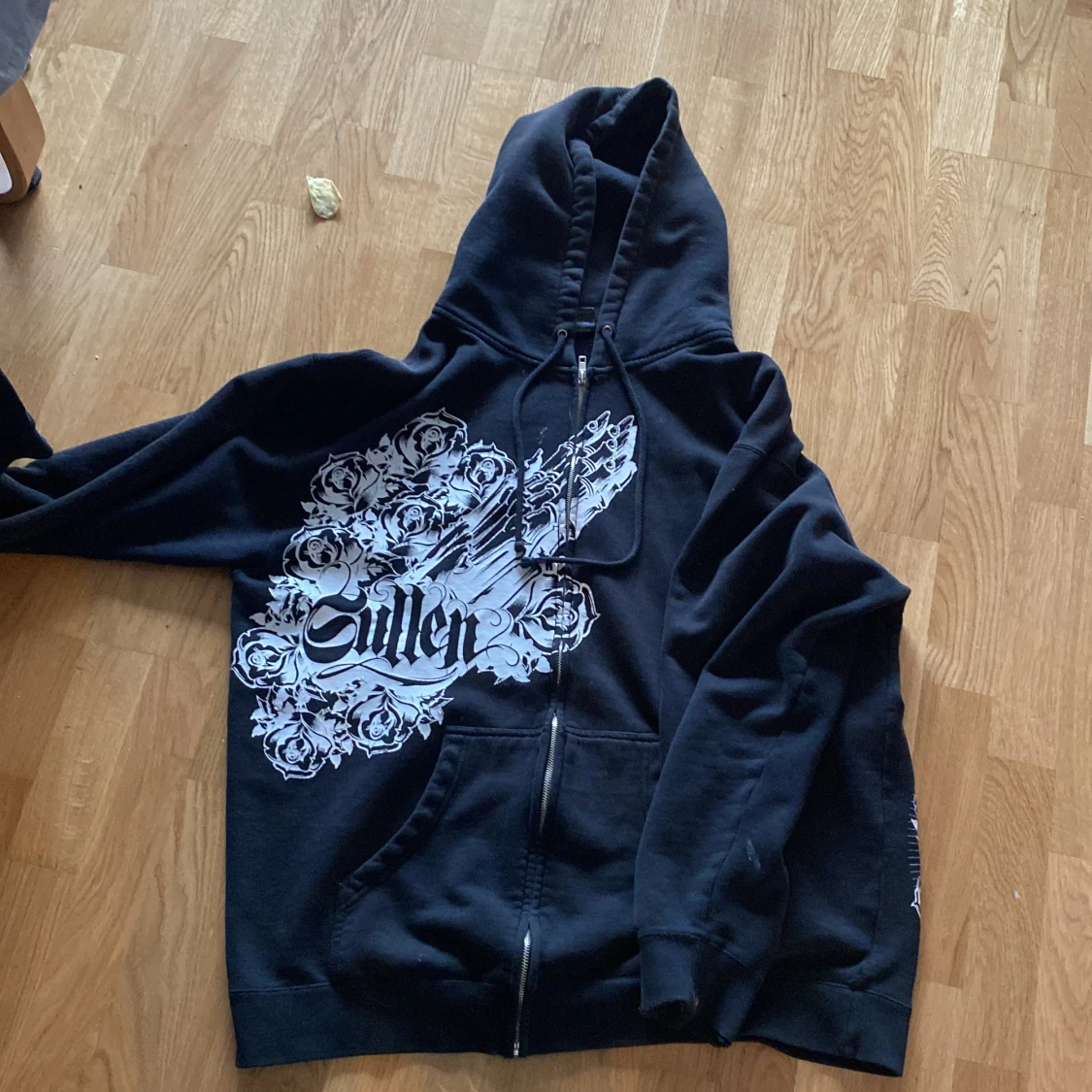Sullen hoodie