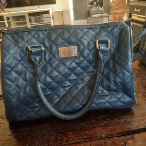 Väska - Marinbål fake läder väska 