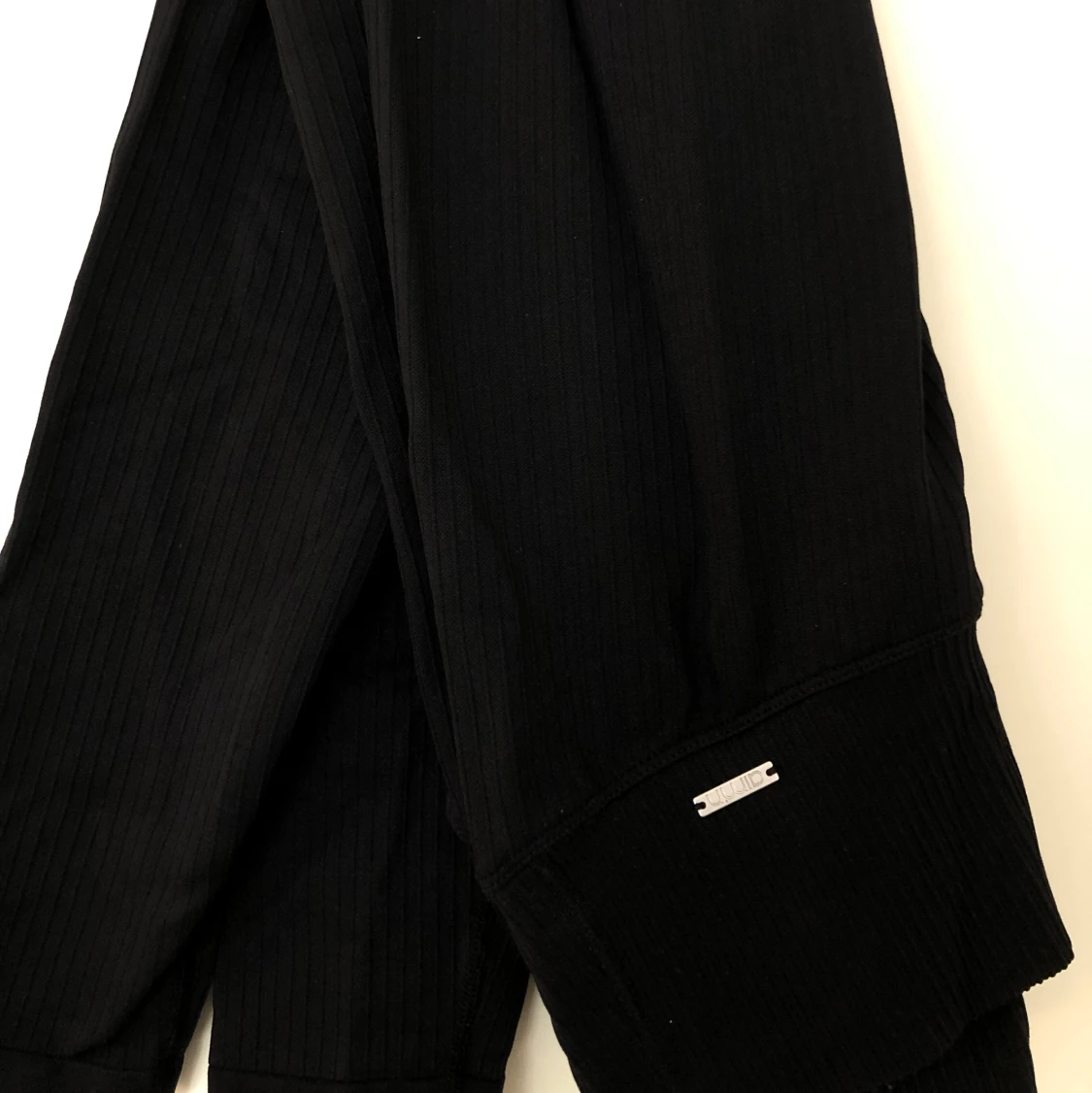 Aimn träningstights M seamless ribbade  - 90