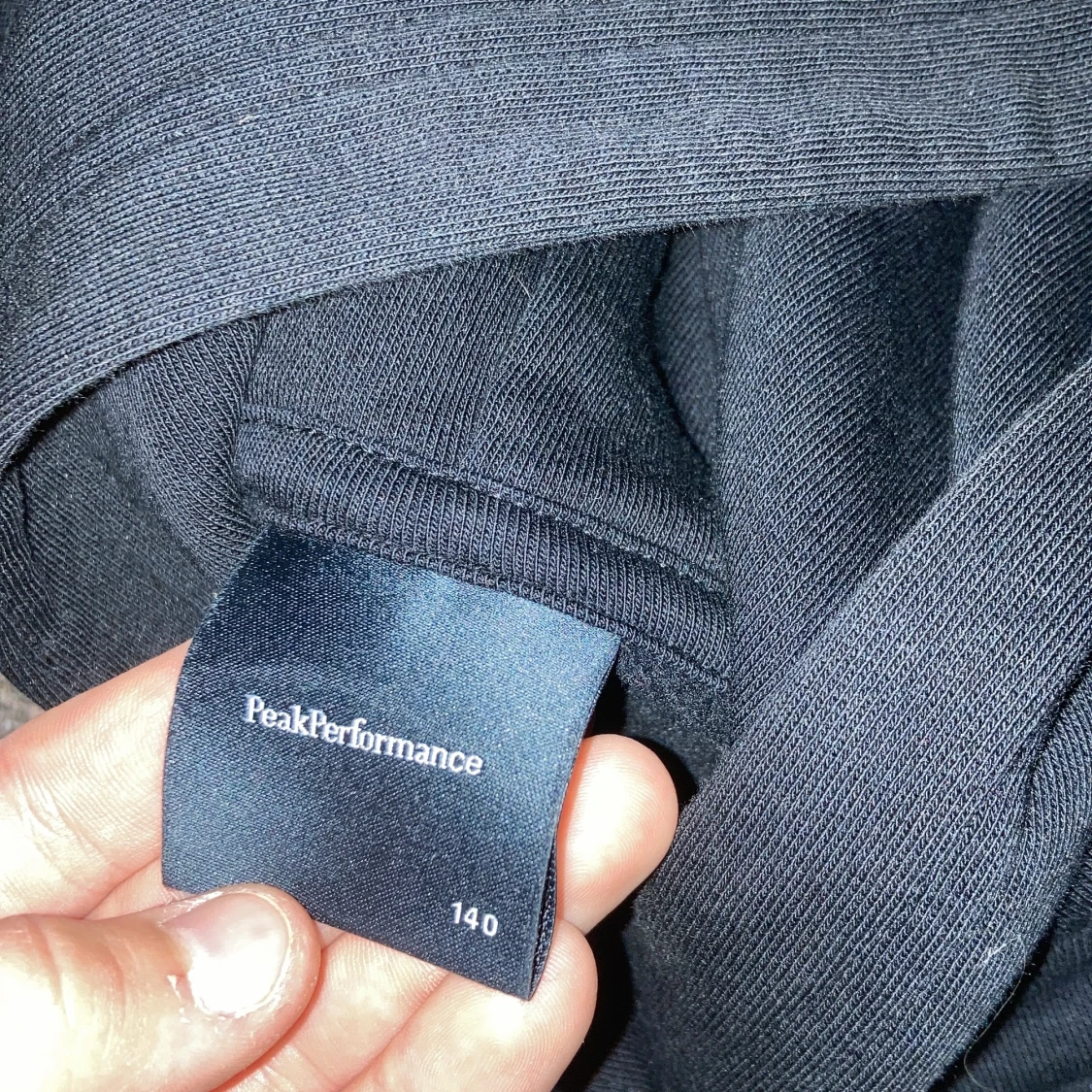 Fin peak performance tröja 140 - 90