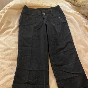 Wideleg byxor!! - Ett par snygga wideleg byxor! Slutar vid ankeln. 