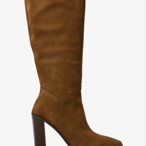 Mango stövlar mocka  - Mango Stövlar Strl 38 Mocka brun Nypris 1200 