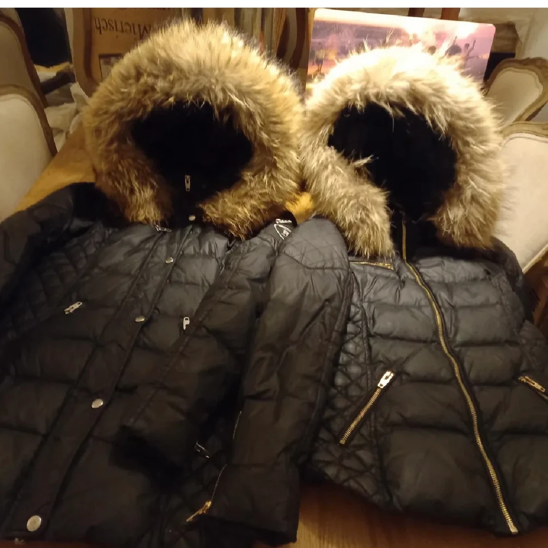 Två finns Rokandblud jackor från kajs, de är anväd ett par gånger storlek är 38 och 36 - 90