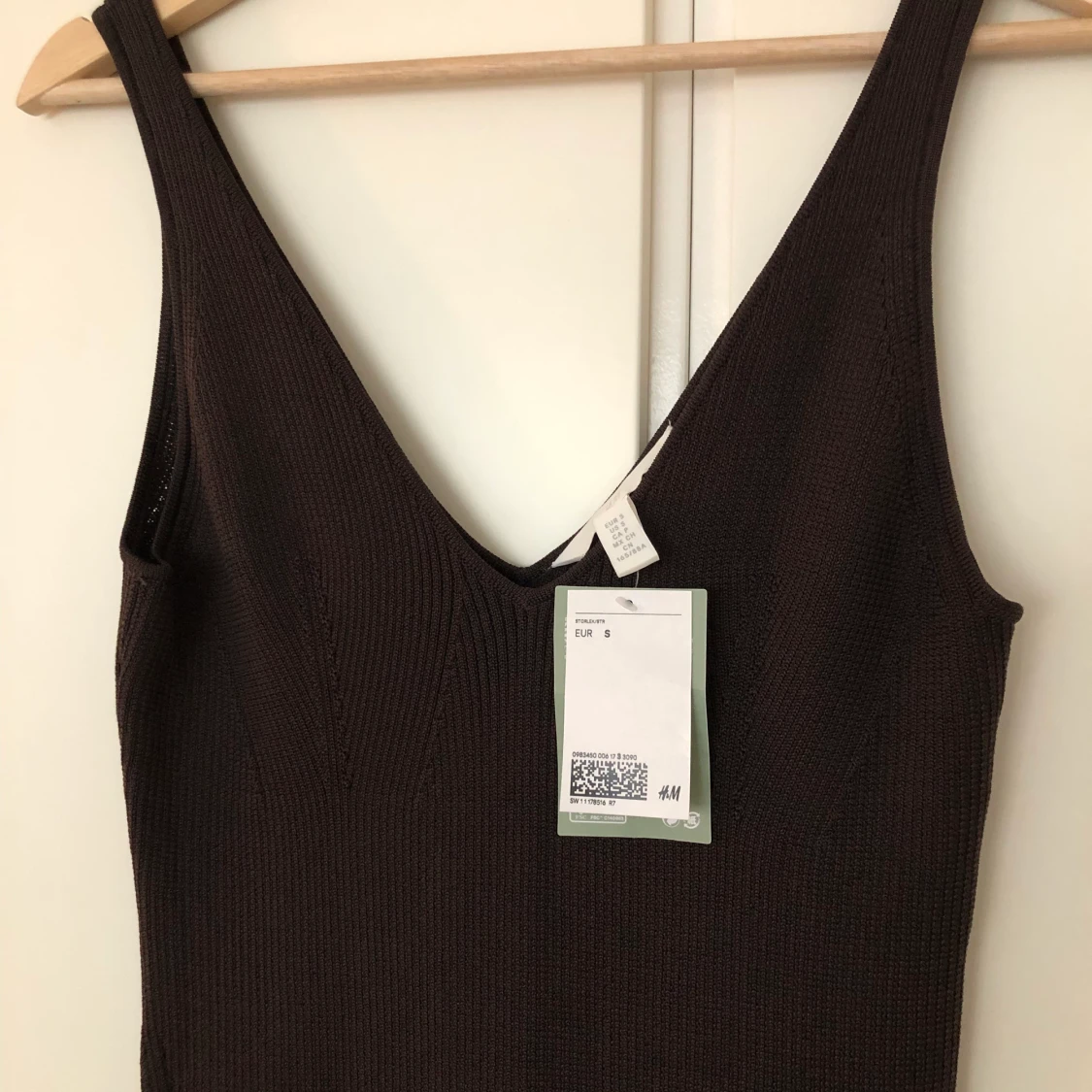 OANVÄND! HM brun stickad klänning S - 90