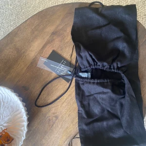 Lioness topp - Oanvänd med lapparna kvar! 