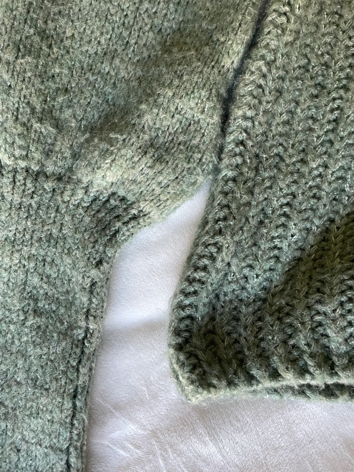 Stickad tröja  - 90