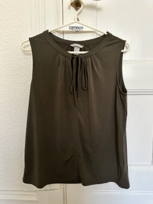 Brun blus - Bra skick