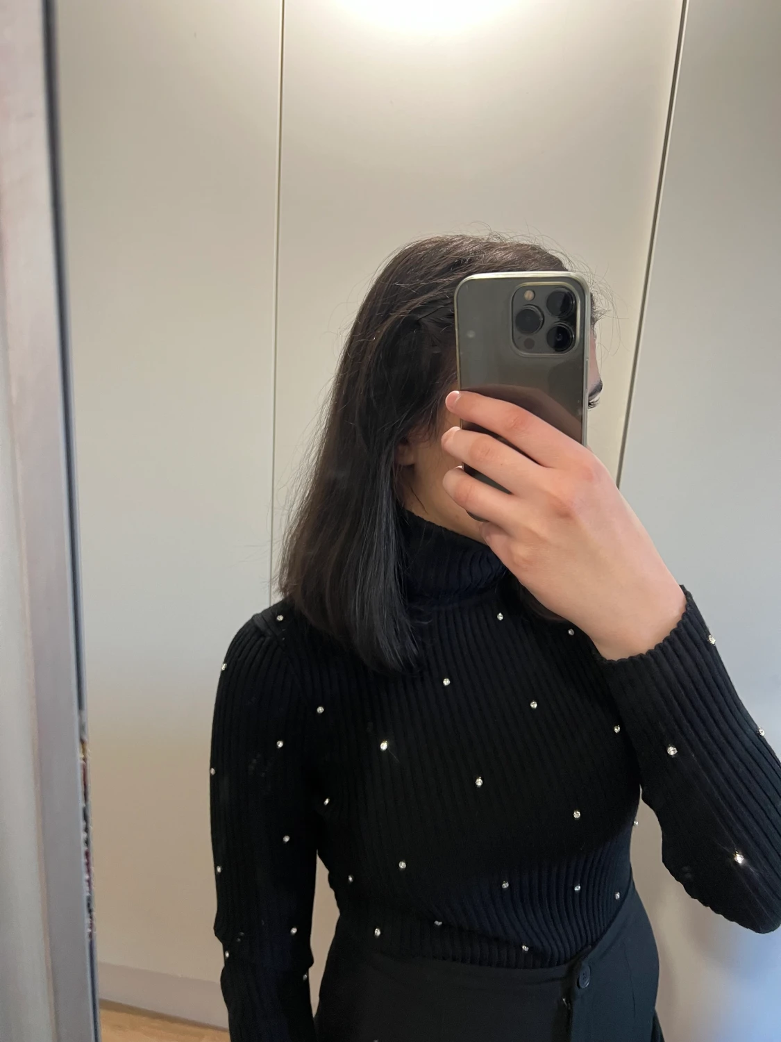 Zara - stickad tröja med strasstenar