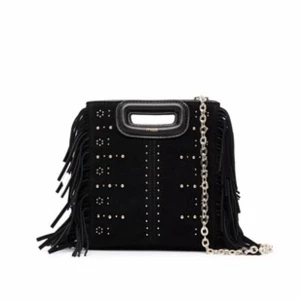 Maje väska!! - Jag säljer min jätte fina maje väska som är i medel/stora storleken💕den är i jätte fint skick och bara använd ett fåtal gånger!! Finns inga defekter💕