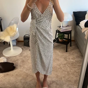 Sommar klänning  - Super gullig klänning från & other stories🤍