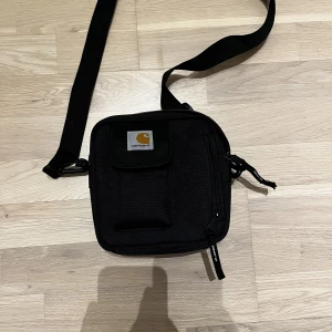 Carharrt Väska - Carhartt Axelremsväska,  Nyskick 