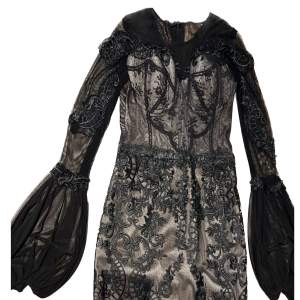 Black dress Size: Medium  Long dress Dantell Up to 65 kg 