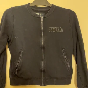 Svea kofta  - Säljer då den är för liten 