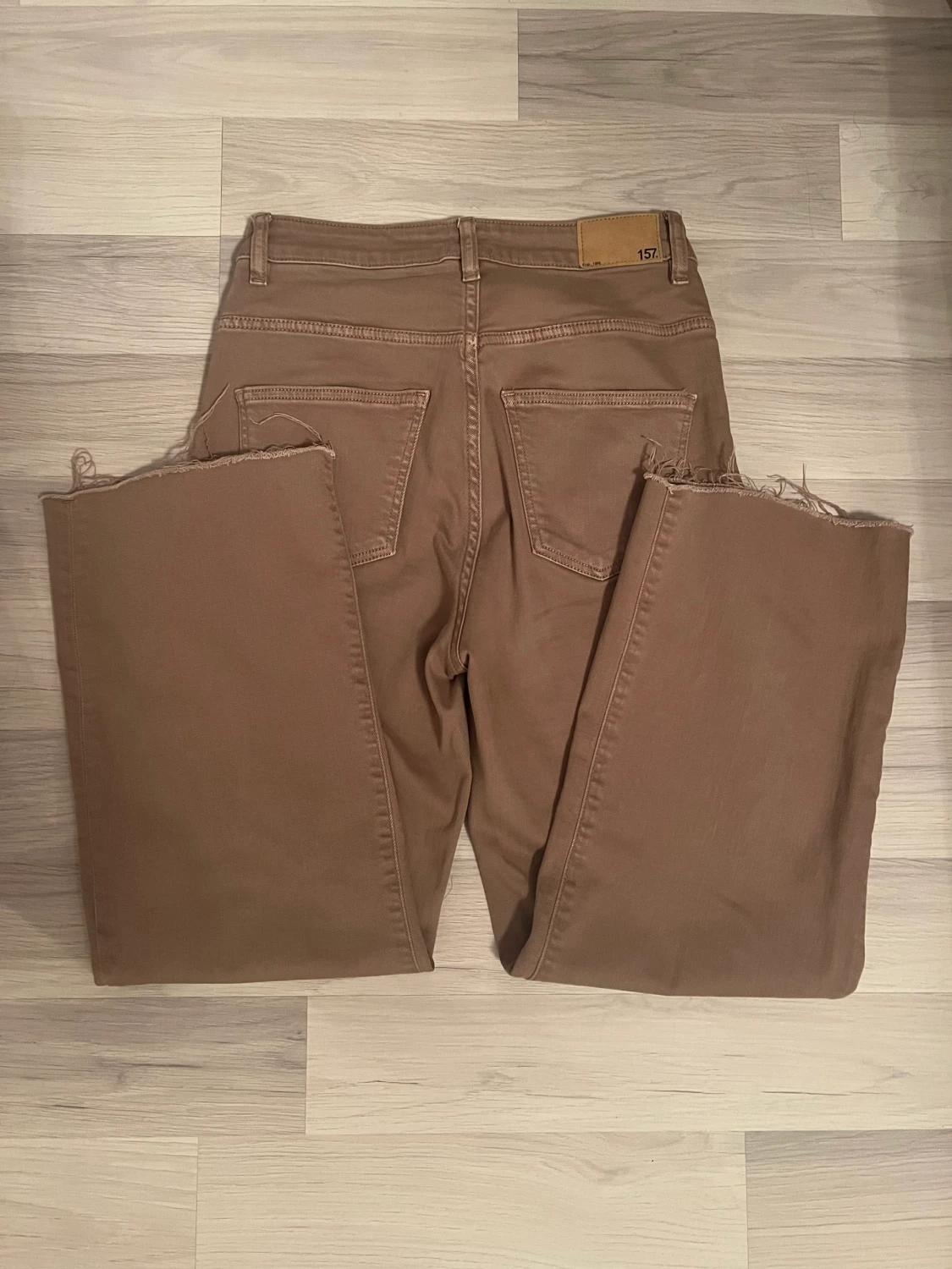 Brown High Waisted Jeans - 90